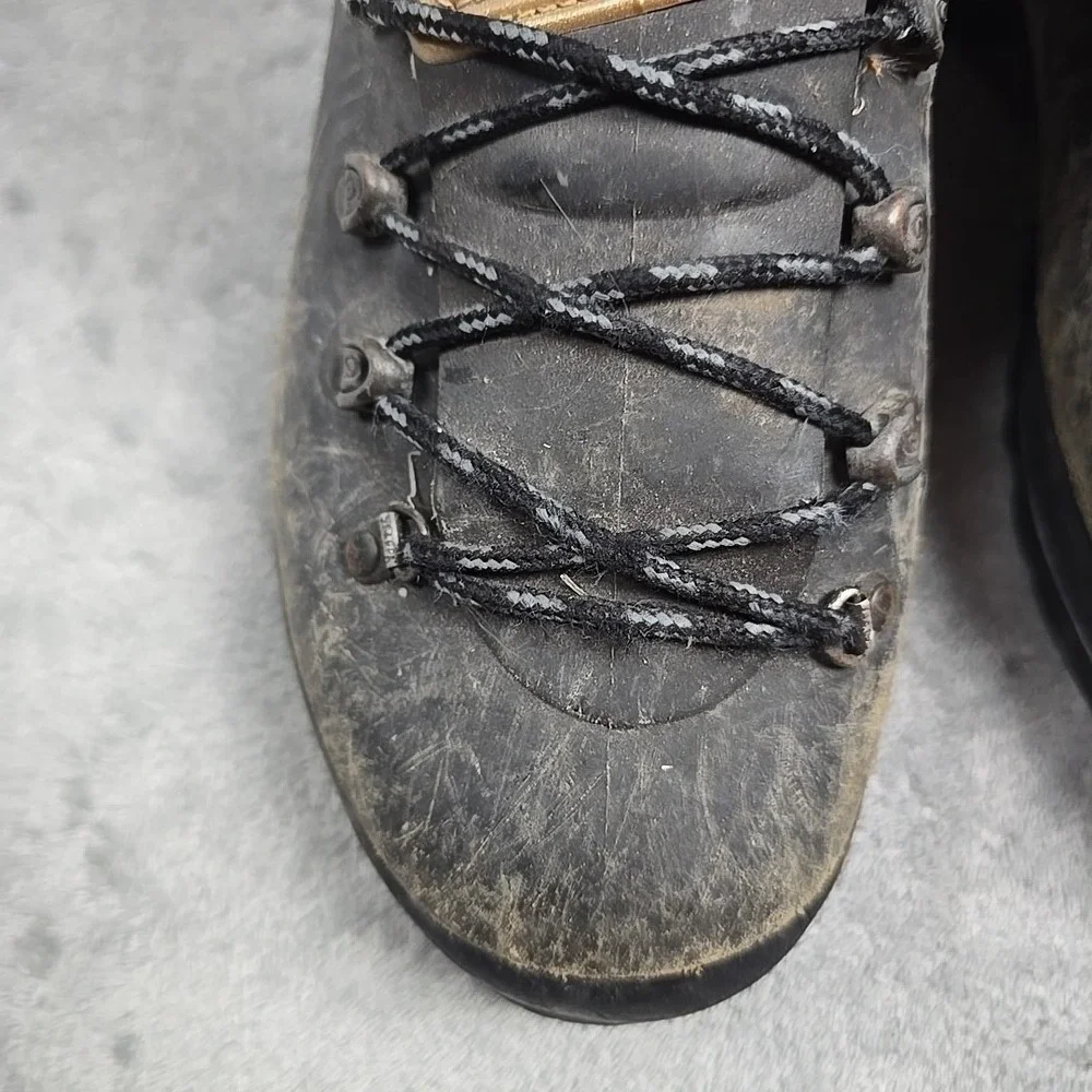 Scarpa Alpha Hard Shell Mountaineering Hiking Boots US Men's 9/10‎